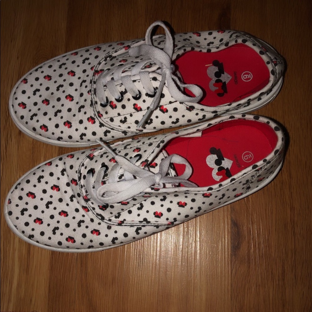 Mickey Mouse Print shoes
